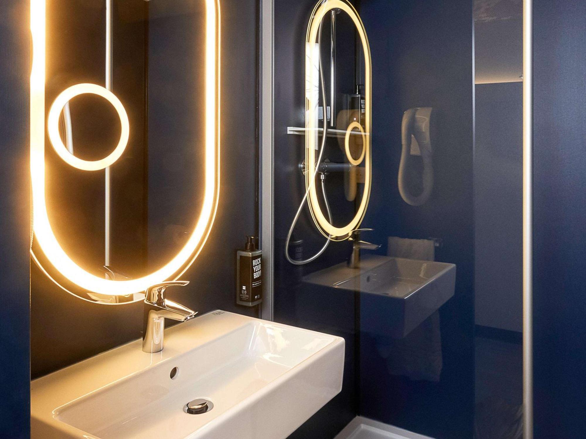 Ibis Auxerre Centre Hotel Kültér fotó